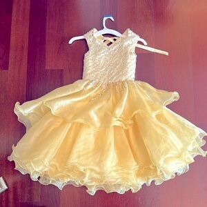 Little girls dress